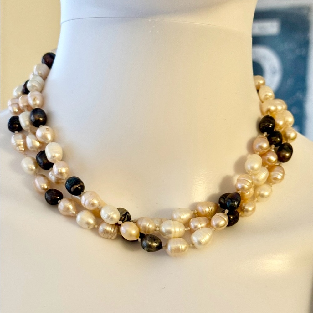 Single or Layered Tricolor Pearl Necklace